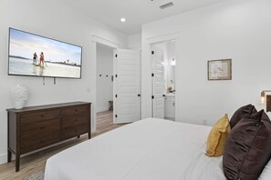 8 bedrooms, iron/ironing board, free WiFi, bed sheets