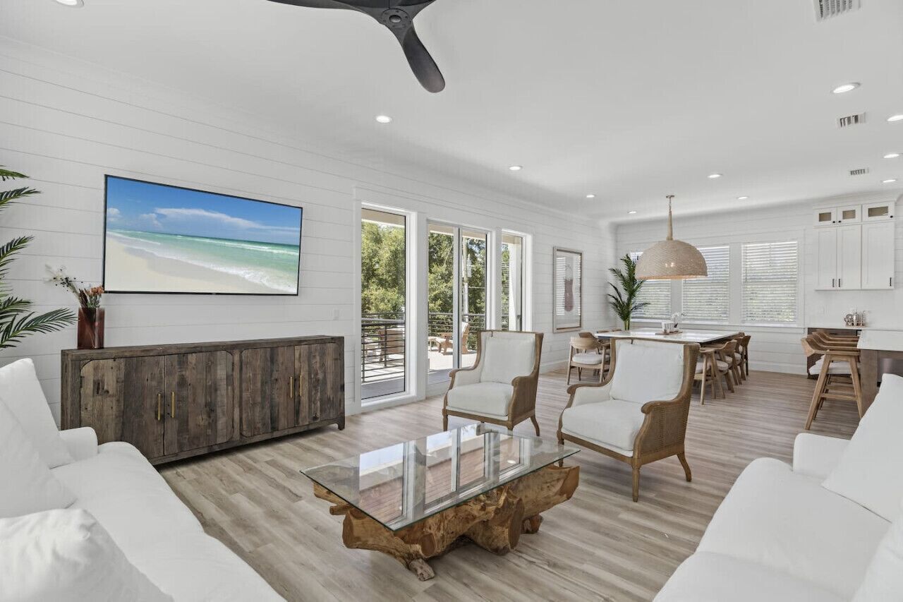 Smart TV, fireplace, ping pong