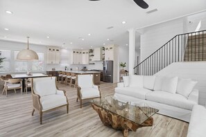 Smart TV, chimenea y tenis de mesa 