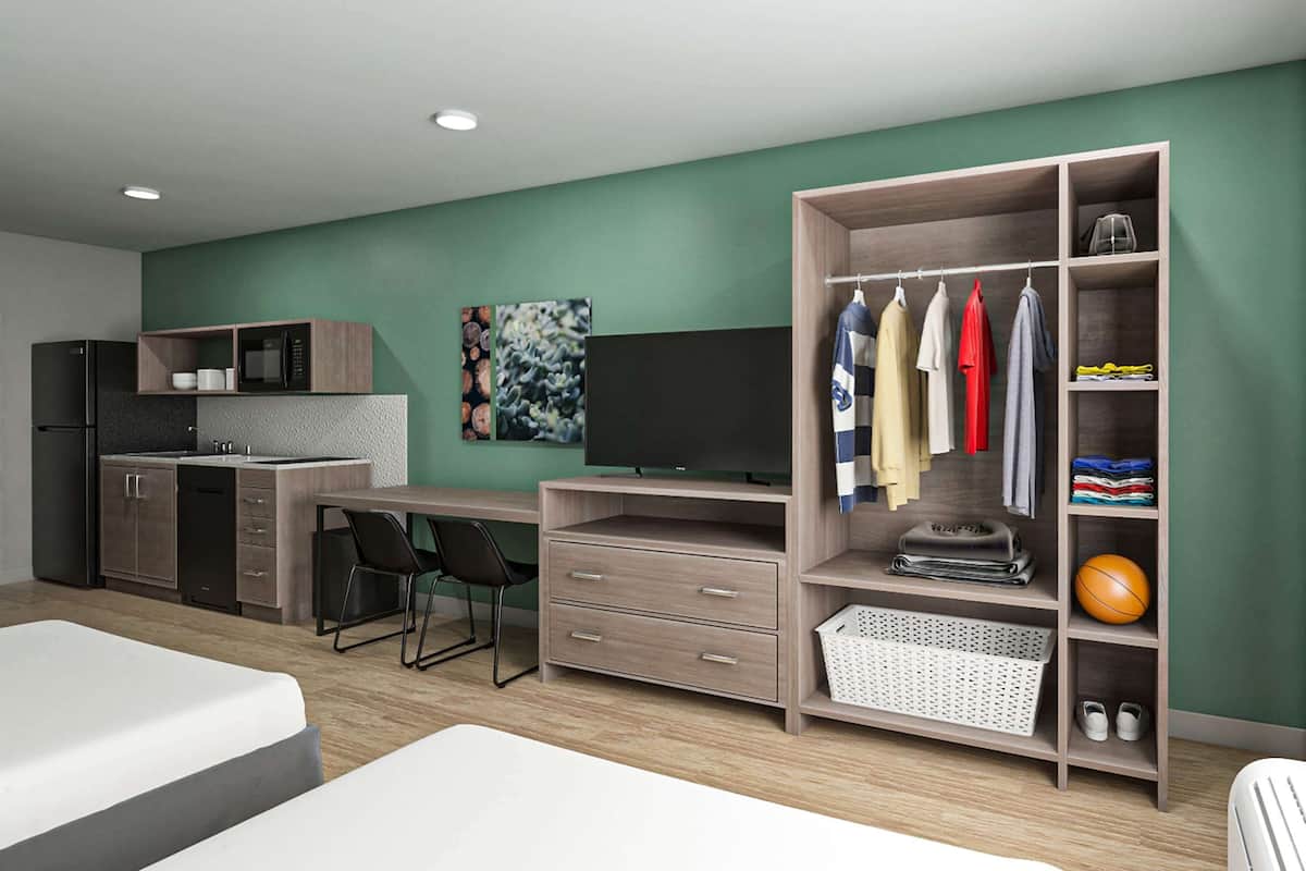 Suite, 2 camas Queen size, para no fumadores | Escritorio, wifi gratis y ropa de cama