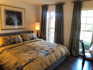 3 chambres, fer et planche à repasser, Wi-Fi, draps fournis