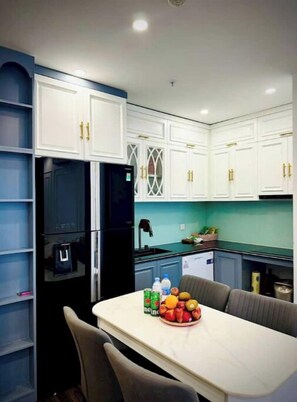 Dining - Apartment 419 Tulip Hoang Huy Commerce apartment

 (Hai Phong)