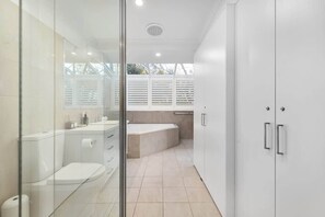 Shower, hair dryer, shampoo