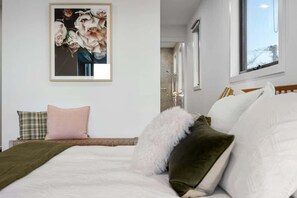 5 Schlafzimmer, Bügeleisen/Bügelbrett, WLAN, Bettwäsche