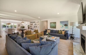 TV, fireplace, offices