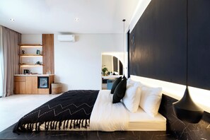 In-room safe, blackout curtains, iron/ironing board, free WiFi - Baliwood Bingin (Pecatu)