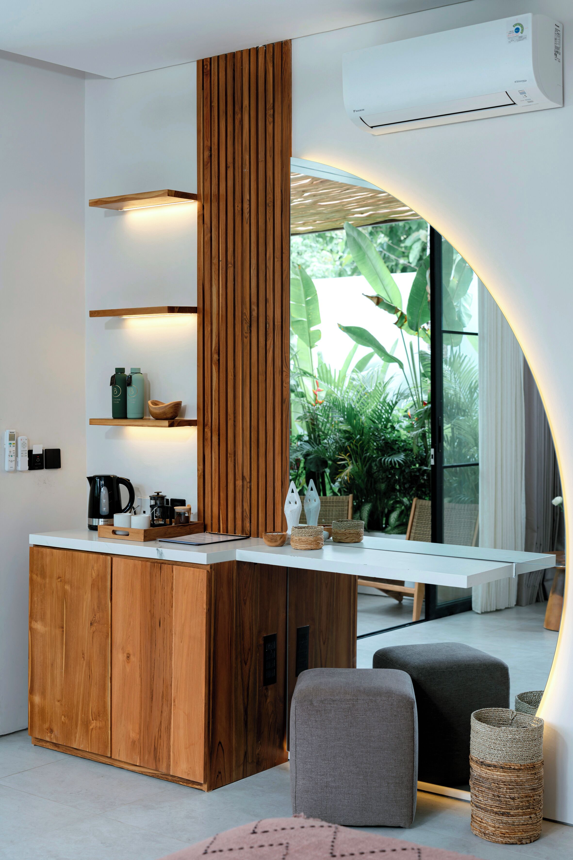 Habitación doble Deluxe | Cocineta privada | Refrigerador, tetera eléctrica y artículos de limpieza ecológicos 