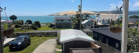 Unterkunftsgelände. Sneezle Beezle Beach Apartment