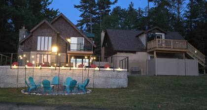 Echo Lake Retreat 2 Houses ~ Hot Tubs