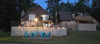 Echo Lake Retreat 2 Houses ~ Hot Tubs