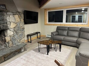 Téléviseur connecté, foyer