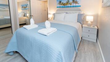 Deluxe Suite, Patio | Laptop workspace, free WiFi