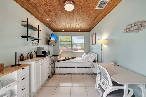 Coastal Comfort 4BR in Stuart FL