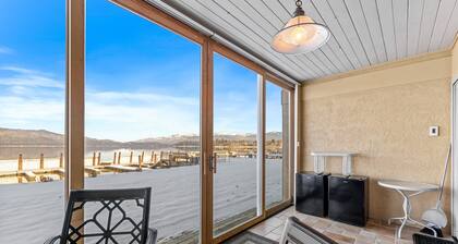 New! Beach Life - Crystal Beach - Lakefront - Beach - Seasonal Pool