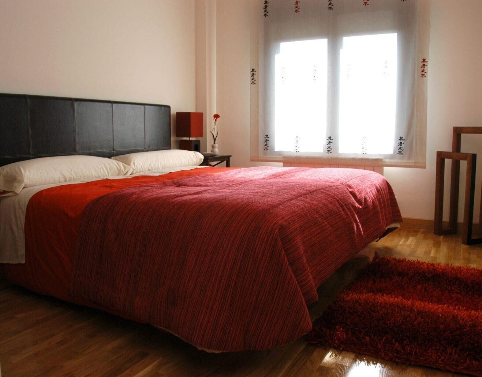 4 chambres, fer et planche à repasser, draps fournis