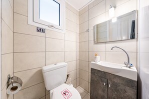 Doccia, asciugacapelli, asciugamani