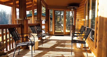 "Very Private" - Ranch House on 9 acres that borders State Forest