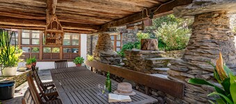 Apartment 'Apartamentos Puente Del Narcea 2' with Mountain Views, Private Terrace and Wi-Fi