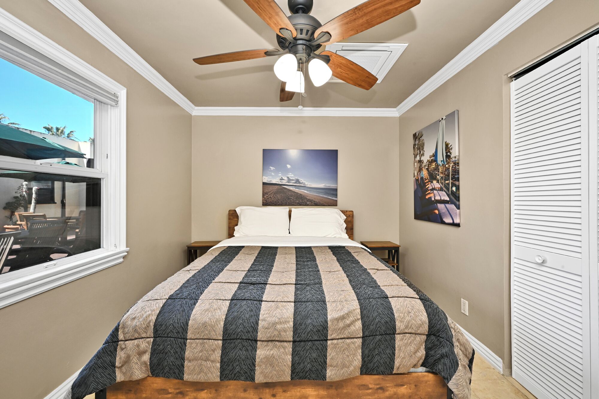 4 bedrooms, travel crib, WiFi