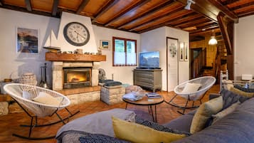 Televisión, videojuegos y tenis de mesa