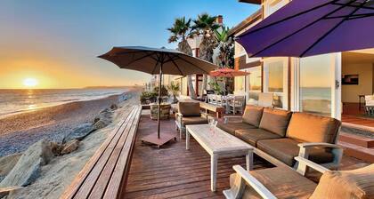 Oceanfront Family Home with Firepit on the Sand