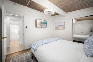 2 chambres, fer et planche à repasser, Wi-Fi gratuit, draps fournis