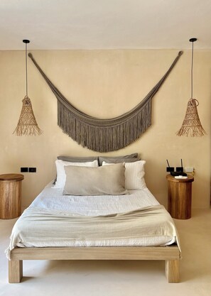 1 slaapkamer, een strijkplank/strijkijzer, wifi, beddengoed