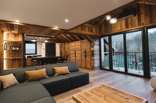 Appartement « Gîte Maria » avec vue sur la montagne, balcon et Wi-Fi