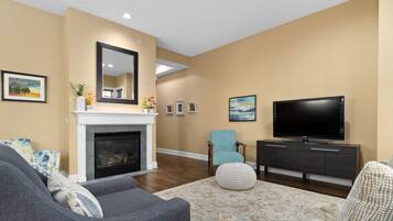 TV connectée, cheminée