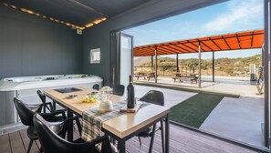 Phòng cơ bản, 1 phòng ngủ (Room 202 (Spa)) | 1 phòng ngủ, truy cập Internet không dây miễn phí 