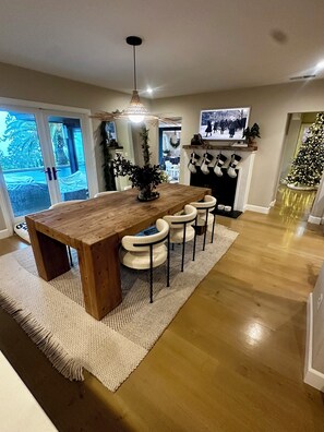 Dining - Luxury Designer Home with Pool, Spa, and Napa Valley Views (Angwin)