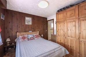 1 quarto, ferros/tábuas de passar roupa, Wi-Fi de cortesia