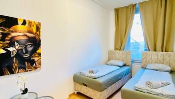 2 bedrooms, bed sheets