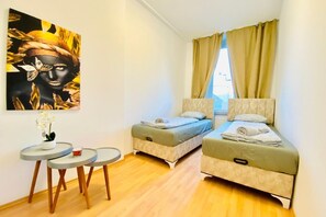 1 Schlafzimmer, Bügeleisen/Bügelbrett, Bettwäsche