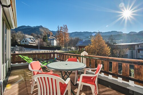 Apartment 'Le Chalet De Suzon' with Mountain View, Wi-Fi and Air Conditioning