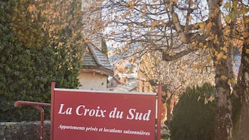 Enceinte de lâhĂ©bergement