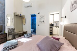 1 bedroom, iron/ironing board, bed sheets - Apartment 'Casa Luna' with Balcony and Air Conditioning (Pozzallo)