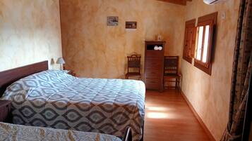 6 Schlafzimmer, Bügeleisen/Bügelbrett, kostenloses WLAN, Bettwäsche