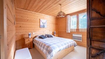 3 chambres, fer et planche Ă repasser, Wi-Fi gratuit, draps fournis