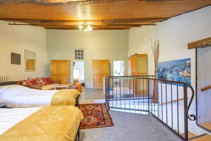 3 bedrooms, iron/ironing board, free WiFi, bed sheets