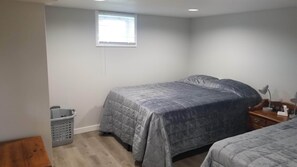 1 chambre, fer et planche à repasser, Wi-Fi, literie fournie