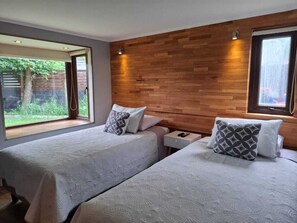 Classic Twin Room, Courtyard View