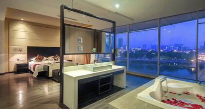 Guangdong Nanmei Osotto Hotel