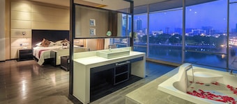 Guangdong Nanmei Osotto Hotel