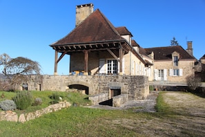 Esterni