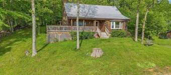 Mountain Top Meadows | Explore 29 Private Acres | Soak in the Jacuzzi Hot Tub