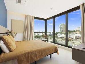 1 bedroom, in-room safe, iron/ironing board, free WiFi