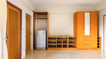 Standard Double Room | Free WiFi