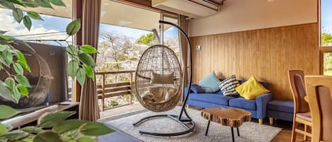 Luxury-Villa, 3 Schlafzimmer, Raucher, Bergblick (with Panromantic View Bath) | Wohnbereich