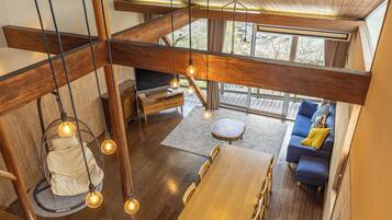 Large detached house | Living area